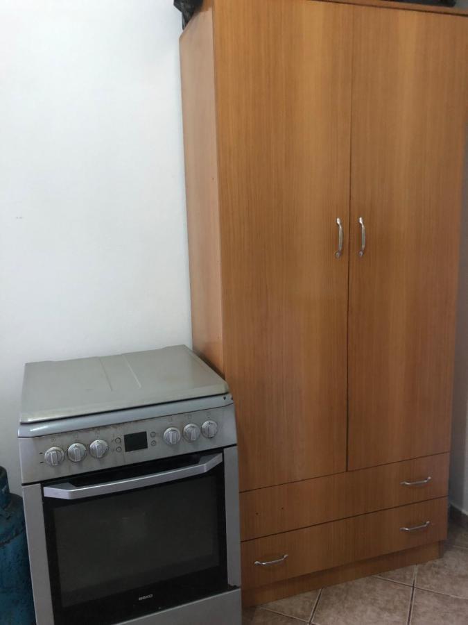 Rooms For Rent ดูร์เรส ภายนอก รูปภาพ