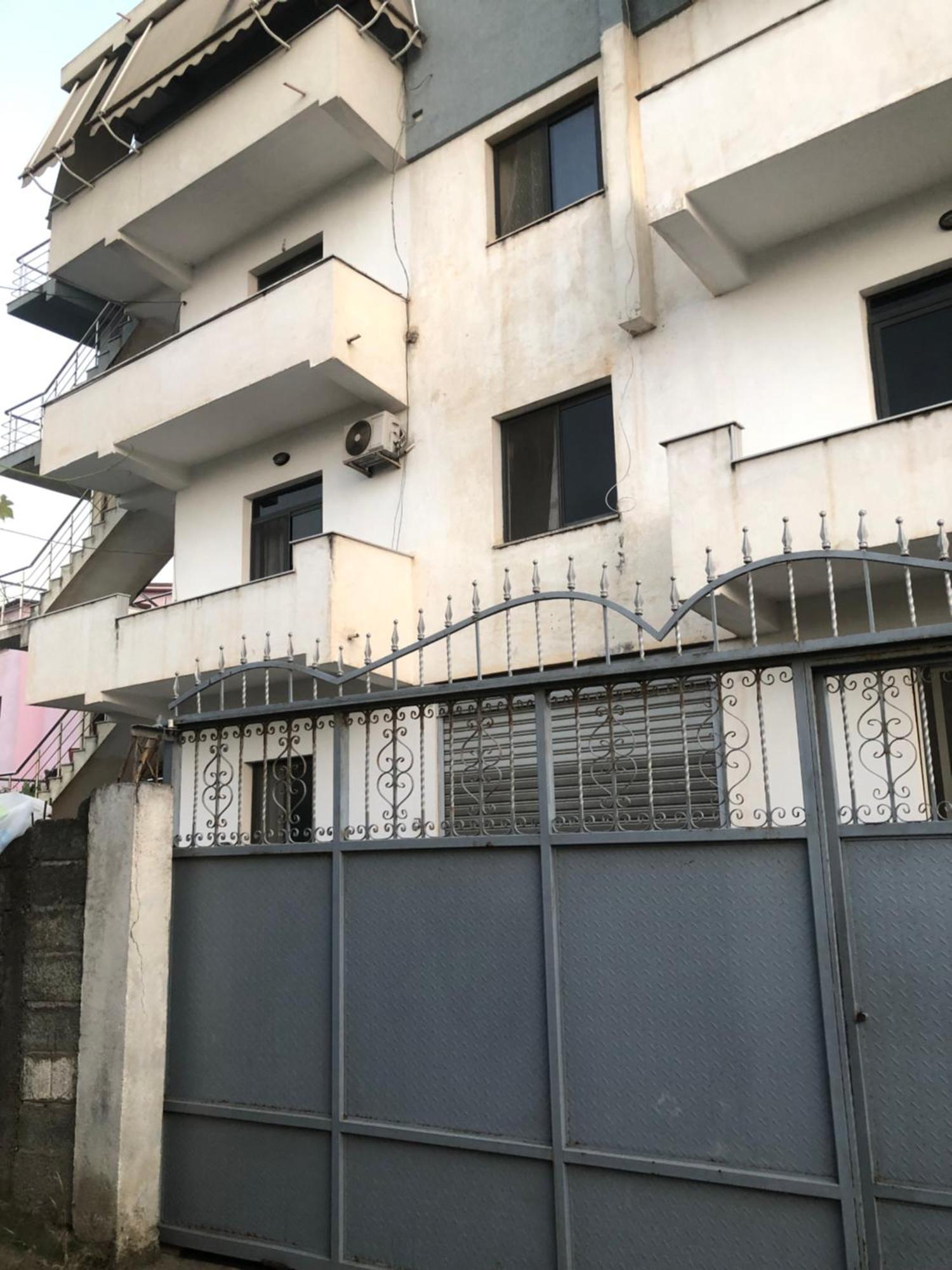 Rooms For Rent ดูร์เรส ภายนอก รูปภาพ